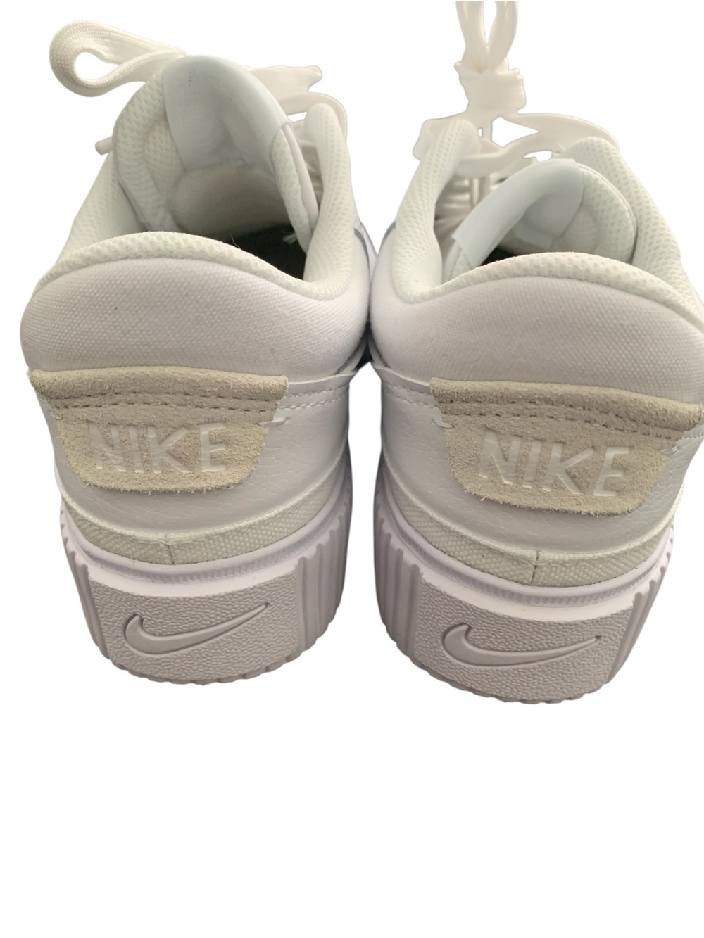 NIKE White Court Legacy Lift Shoes size 7 - Picture 11 of 12